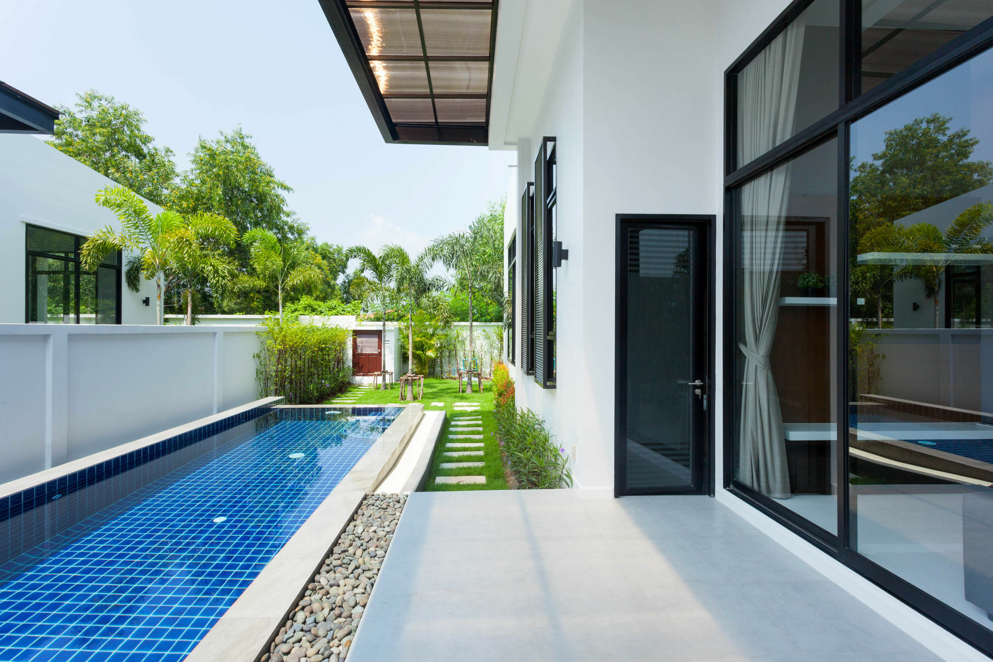 We By Sirin Pool Feriehus
